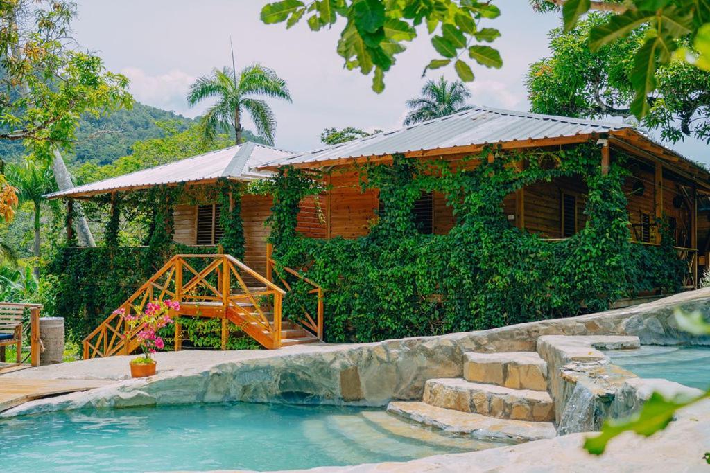 El Gallo Ecolodge Puerto Plata Exterior photo